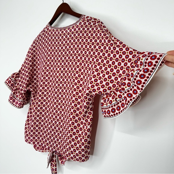 Max Studio Ivory Red Blue Geometric Print V-Neck Button Front Half Sleeve Blouse - Picture 7 of 13